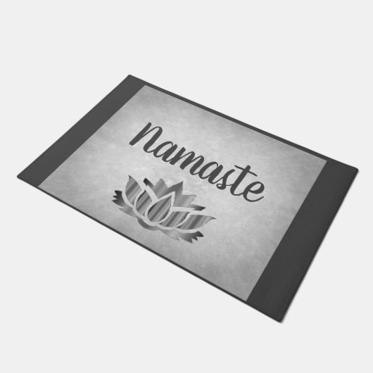 Zilver en grijze Namaste Deurmat (Schuin)