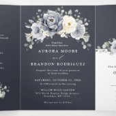 Zilver Grijs Ivory Bloemige Winter Landelijke Trou Drieluik Aankondiging (Binnenkant midden)