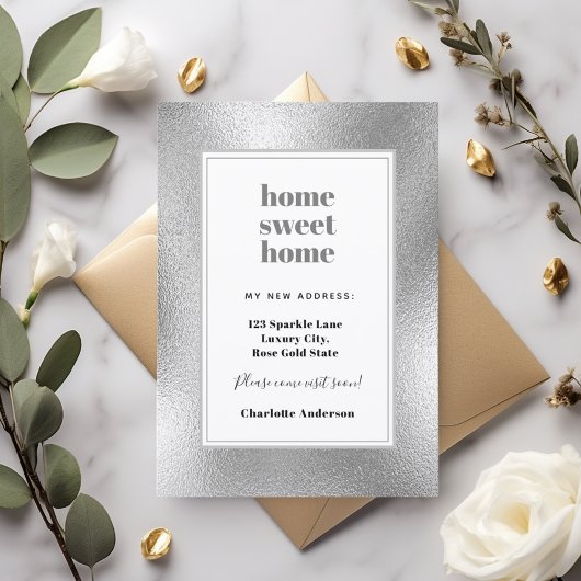 Zilver modern minimalistisch thuiszoet huis, beweg aankondiging