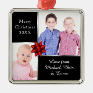 Zilveren en zwarte gepersonaliseerde geschenk met metalen ornament