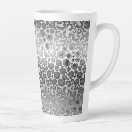 Zilveren Glam Leopard Dierenprint Latte Mok (Rechts)