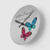 Zilveren grijze namen datum trouwcadeau gepersonal ronde klok (Hoek)