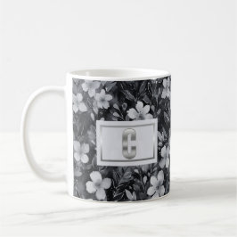 Zilveren monogramletter bloemenaquarel koffiemok