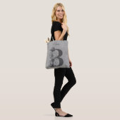 Zilveren Pioen Elegante Monogram Initiaal B Naam Draagtas (Op model)