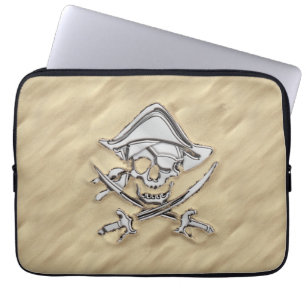 Zilveren Piratenschedel op het Strand Laptop Sleeve