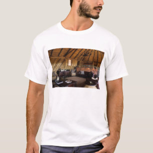 Zimbabwe, Hwange Nationaal Park, Linkwasha lodge. T-shirt