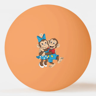 Zina en Mimo flirten. Pingpongballen