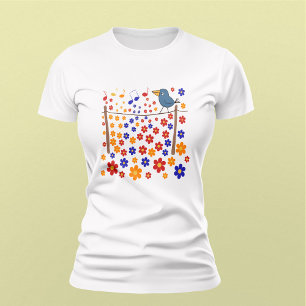 Zingende vogel Omringd door Muzieknoten en bloemen T-shirt