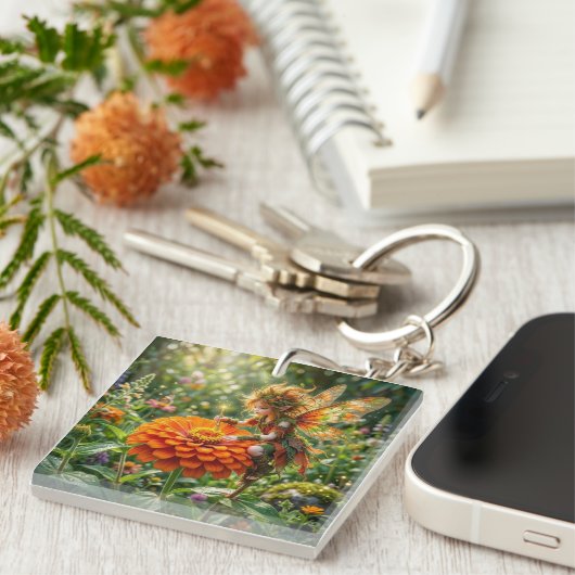Zinnia Fee Sleutelhanger (Voorkant Rechts)
