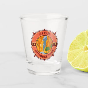 Zion National Park Retro Compass Emblem Shot Glas