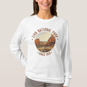Zion National Park Utah USA Outdoor Distress T-shirt