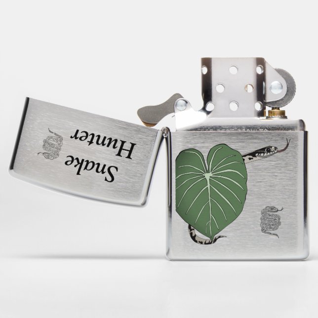 Zippo Lighter Snake Hunter (Geopend)