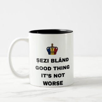 ZIT STIL, GELUKKIG DAT HET NIET ERGER IS TWEEKLEURIGE KOFFIEMOK