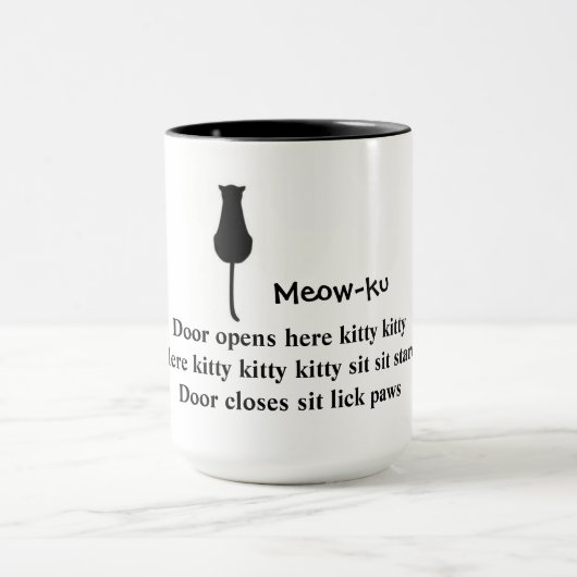 Zitten en staren: Meow-ku Cat Mok (Midden)