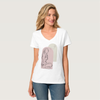 Zittende Vrouw Lijnkunst T-Shirt – Kalme & Elegant