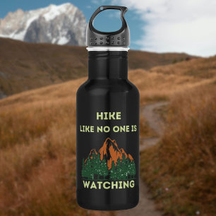 Zoals niemand kijkt naar de hoogte van de wandelaa waterfles
