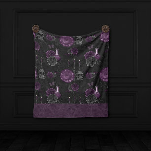 Zodiac Magic   Donker Paarse Plum Gothic Skull Roz Fleece Deken