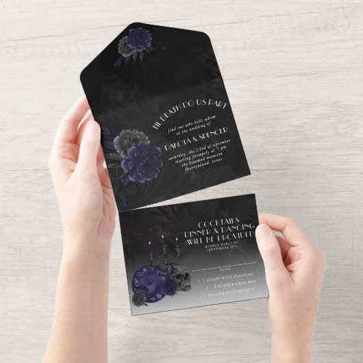 Zodiac Magic | Midnight Indigo Gothic Skull Rozen All In One Uitnodiging (Afscheurbaar)