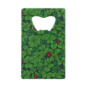 Zoek de gelukkige klaver kredietkaart flessenopener