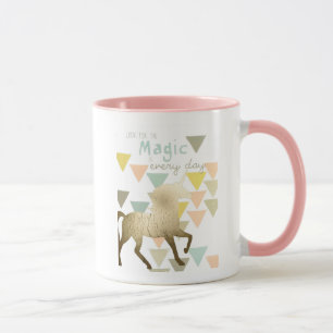 Zoek de Magic Day Gold Unicorn Mok