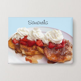 Zoet brood met aardbeien en room button