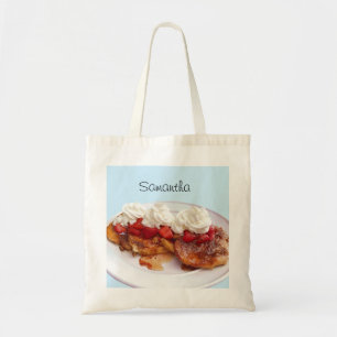 Zoet brood met aardbeien en room tote bag