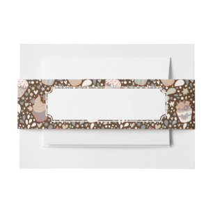 Zoet patroon gemaakt van smaakvolle cupcakes uitnodigingen wikkel