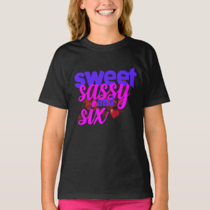 Zoet Sassy en Zes 6de Verjaardag Meisje Roze en Pu T-shirt