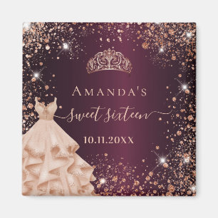 Zoete 16 bordeauxroze gouden tiara jurk naam magneet