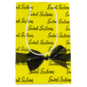 Zoete 16-jarige baard op geel medium cadeauzakje (Voorkant)