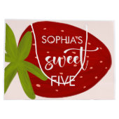 Zoete aardbei kinderen verjaardag groot cadeauzakje (Achterkant)