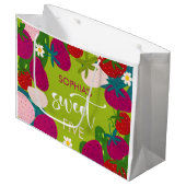 Zoete aardbei kinderen verjaardag groot cadeauzakje (Voorkant Gekanteld)