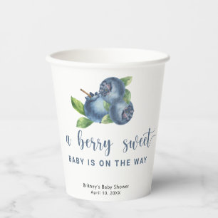 Zoete blauwe bessen papieren bekers