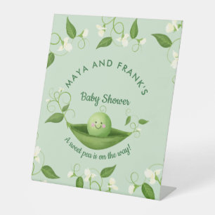 Zoete erwt in een Baby shower met peul Reclamebord Met Voetstuk