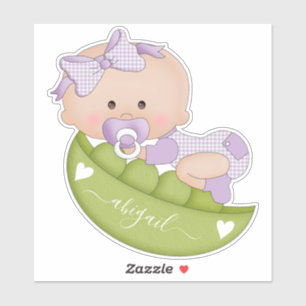 Zoete erwt in pod baby meisje in lavendel en naam sticker