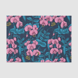 Zoete erwten en hommels, roze en blauw tissuepapier