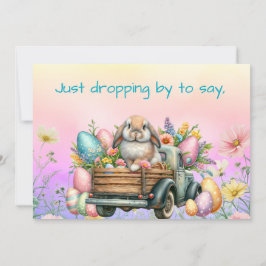 Zoete Konijn in Bloem en met Eieren gevulde Wagen Feestdagenkaart