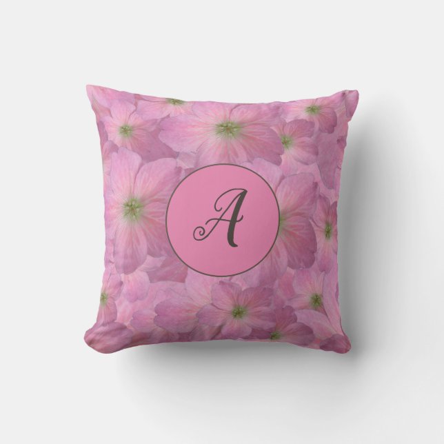 Zoete roze bloemen met aangepast monogram kussen (Voorkant)