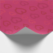 Zoete roze hartenpatroon op aangepaste kleur cadeaupapier (Hoek)