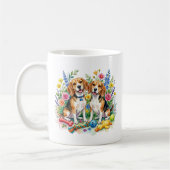 Zoete waterverf Beagles in bloemen   Koffiemok (Links)