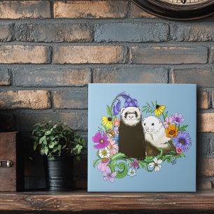 Zoete Whimsical Blauwe Schattige Bloemrijke Fretje Tegeltje