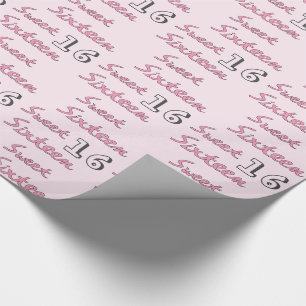 Zoete zestien in roze met nummer 16 op lichtroze cadeaupapier