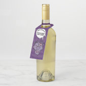 Zombies Funny Halloween Booze Survival Kit Paarse Flessenhanger (Schuin)