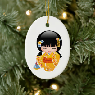 Zomer Kokeshi-pop - Gele Kimonomeisje Keramisch Ornament