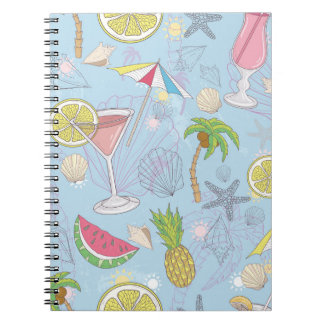 Zomer plezier, cocktail naadloos patroon. notitieboek