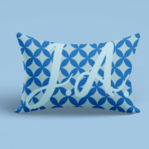 Zomer tegel met azuurblauwe cirkels op baby blauw