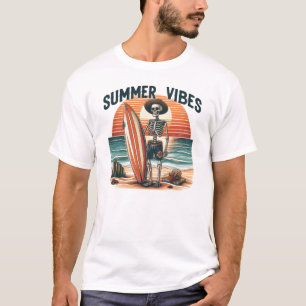 Zomer Vibes Skeleton Surfer Sunset Beach Design T-shirt