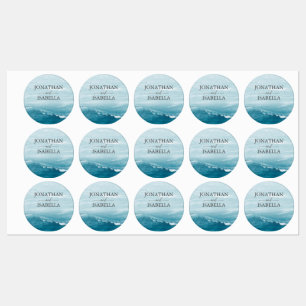 Zomerbruiloft bij de blauwe golvende zee ombre oce labels