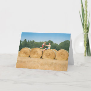 Zomerherinneringen - Op ronde balen springen Kaart