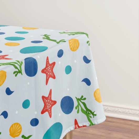 Zomerstrand met zeesterren, schelpen en steentjes tafelkleed (Voorbeeld)